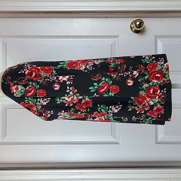 Pioneer Women Blouse - Picture 5 of 10